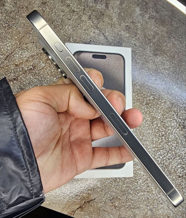 iPhone 15 Pro Max 256 gb karobka