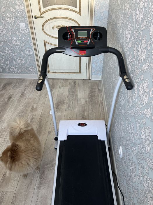 Продам беговую дорожку