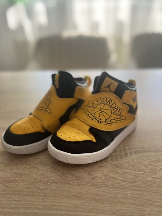 Sky Jordan Nike 28.5 и боти Nike 27 размер