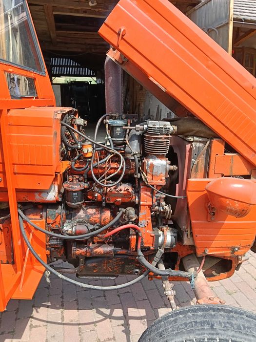 Tractor 445 Brașov