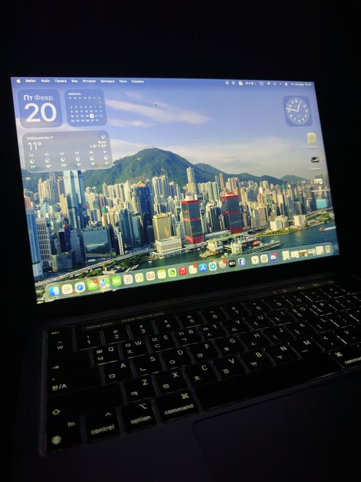 Apple MacBook Pro M2 Pro 16GB \512GB 2022 года в хорошем состояние