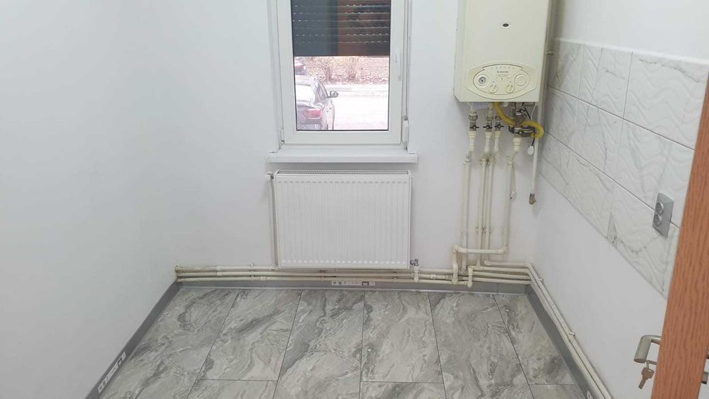 Proprietar vand 2 camere LUX confort 1 Decomandat str.Hipodrom-Bariera