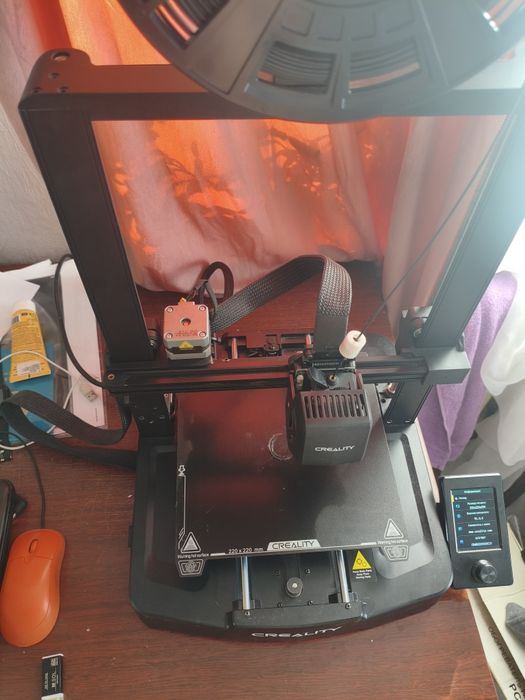 3д принтер ender 3 v 3 se.