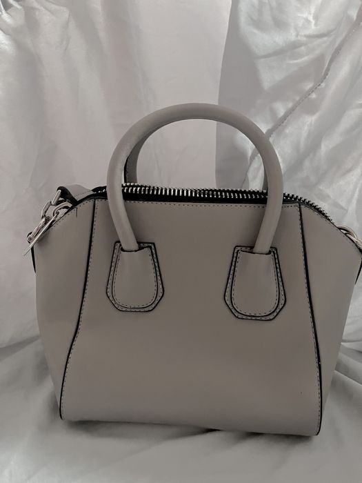 Givenchy малка чанта