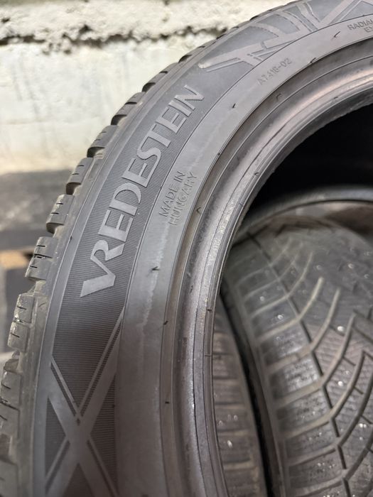 215/45/16 Vredestein 4бр дот22