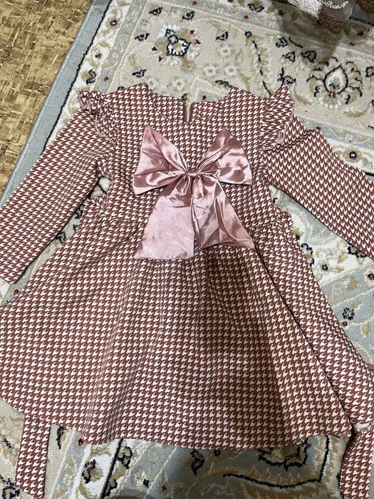 Продам детские платья