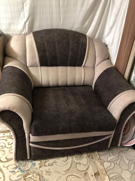 Продам диван и кресло