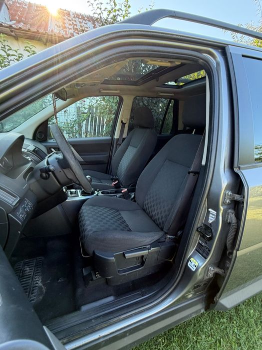 Land Rover Freelander 2