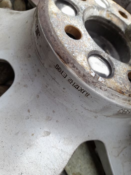 Vând jante 225 55 r17 audi a6 c7 4g0 cu cauciucuri