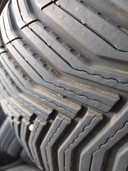 Гуми 235/55/17 Мишелин