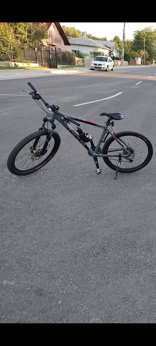 Bicicleta  montain