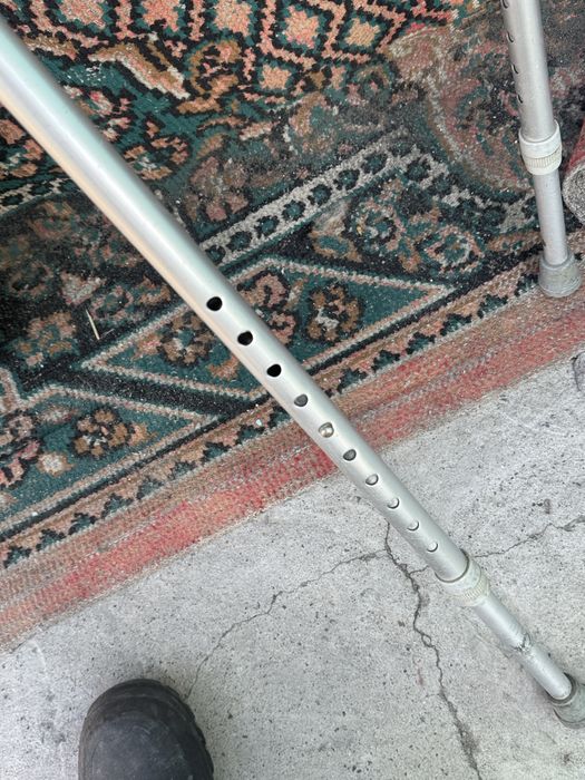 Костыли подмышечные