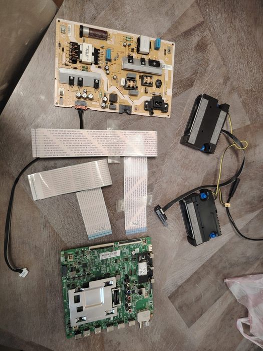 Piese tv din dezmembrări Samsung Smart tv