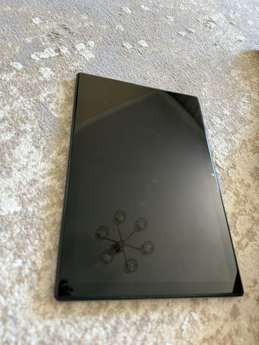 Продам планшет на запчасти