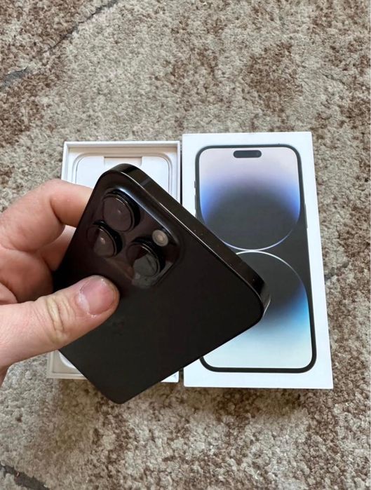 iPhone 14 Pro Max Grey, la cutie cu accessorii
