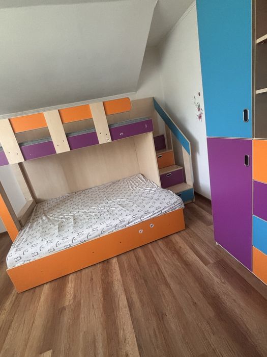 Inchiriez apartament