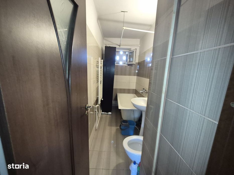 Apartament cu 2 camere nedecomandat zona Mircea cel Bătrân  fără risc