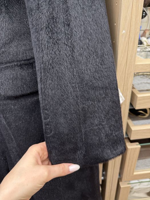 Черно палто с косъм макси дьлжина