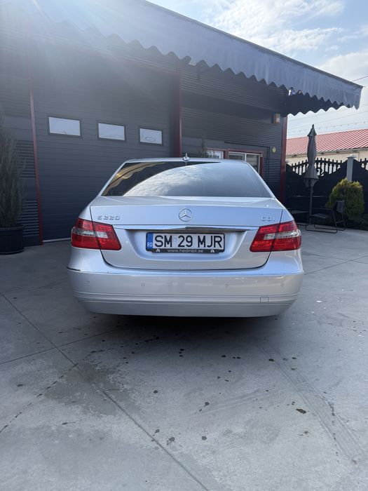 Mercedes E-Class 2009