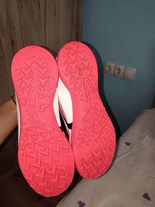 Продавам Стоножки Puma