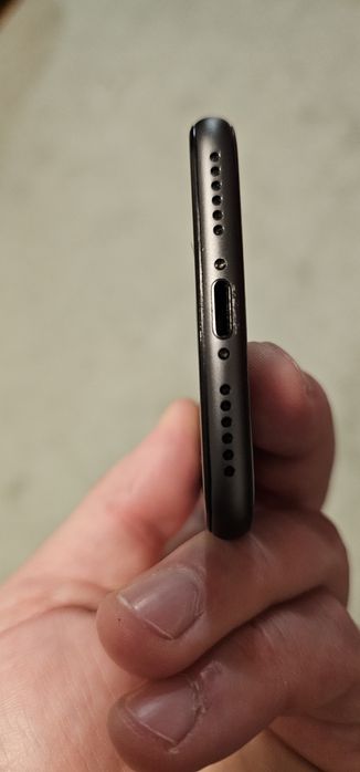 Iphone 8 6 97% baterie, 169 cicluri