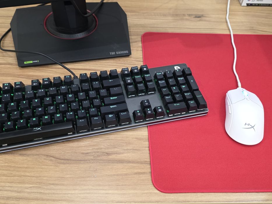Игровой компьютер с периферией