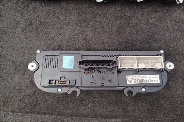 Comanda AC 3C8907336AB 5HB009751 3C8907336AB 5HB009751 Volkswagen VW