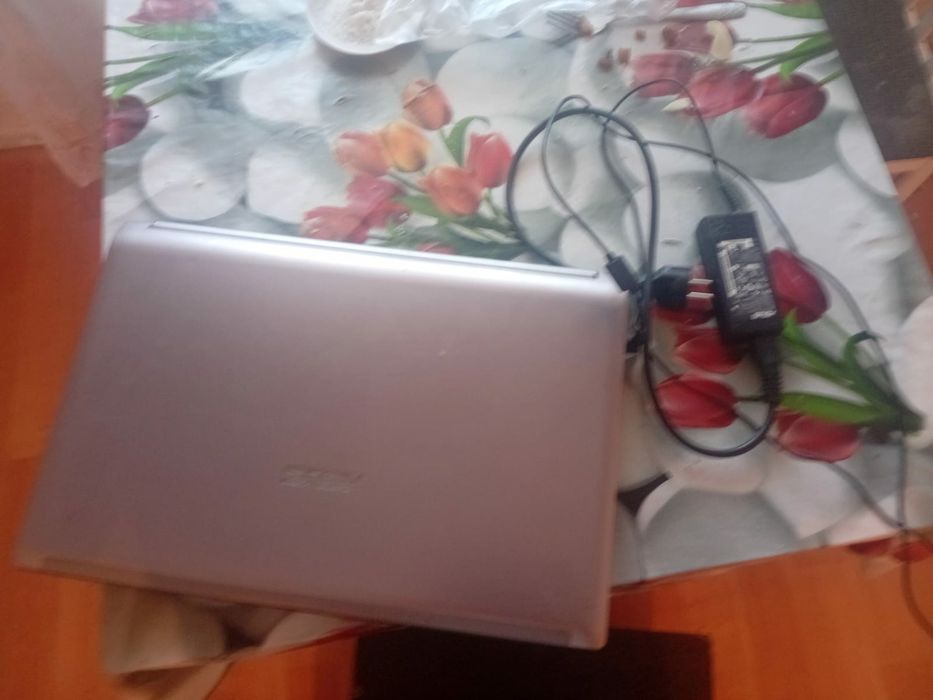 Продам ноутбук б/у