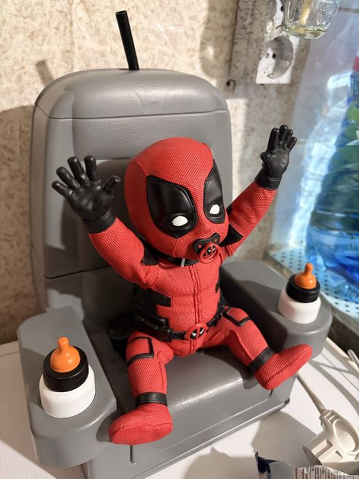 Кутия за пуканки(екшън фигура)