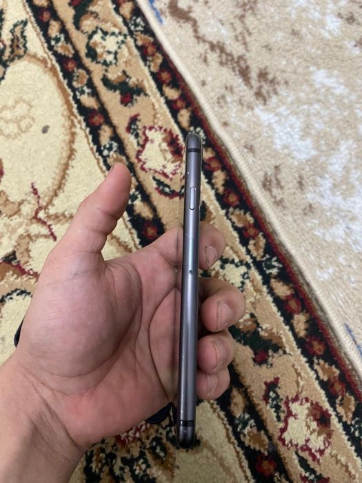 Айфон 8 сатылады