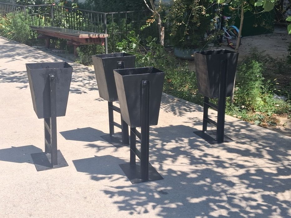 Урны металлические