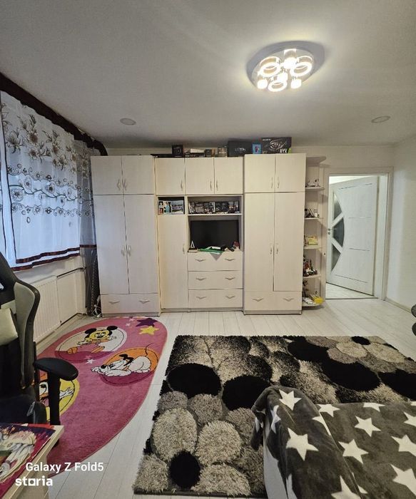 Apartament cu 3 camere de vânzare – Str. Războieni, Oradea!