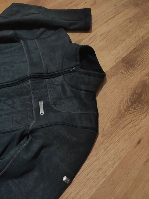 Bluza dama Under Armour groasă mărimea M