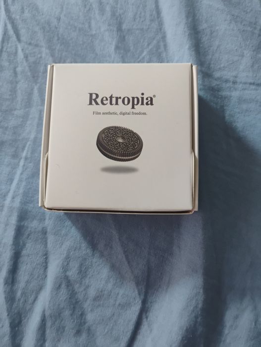 Retropia Lens 32mm f/11 pentru camere mirrorless – Nou