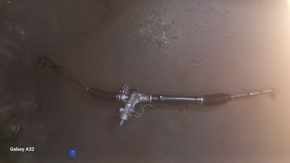 Рулевая рейка Rav4