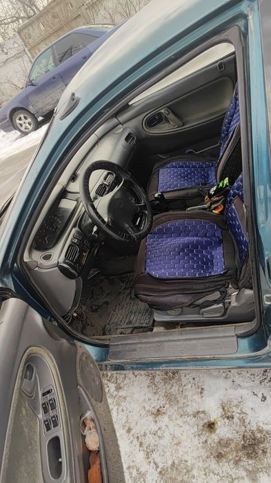 Продам 2 машины Мазда кронус