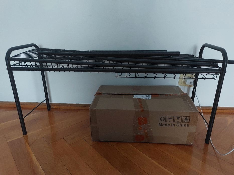 Vând suport vase reglabil pe 2 nivele nou
