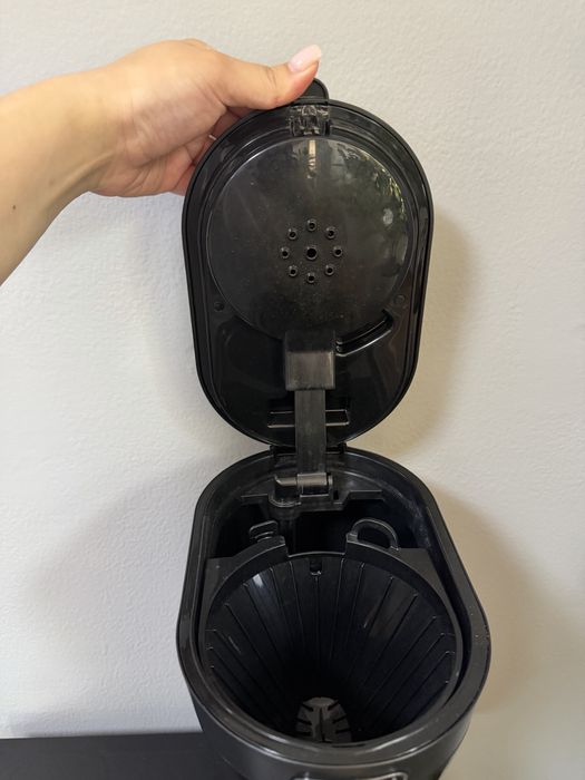 Кофеварка капельная De’Longhi ICM16210