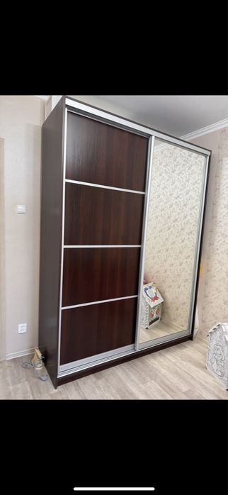 Продам шкаф купе