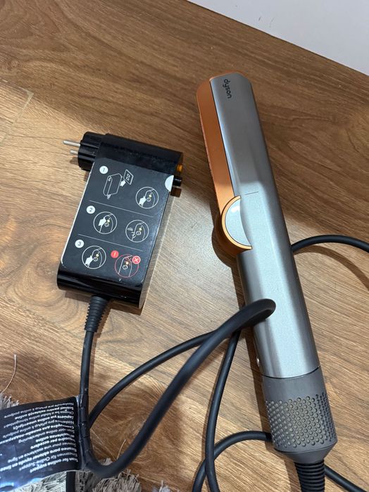 Преса за коса Dyson HT01 Airstrait