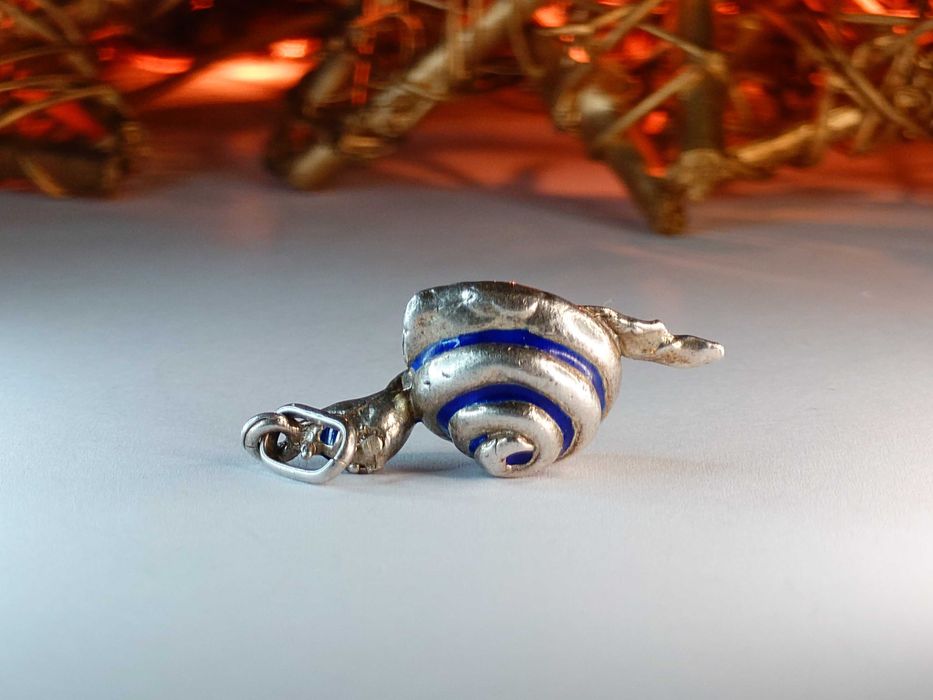 Pandantiv argint „Melc” cu email cobalt