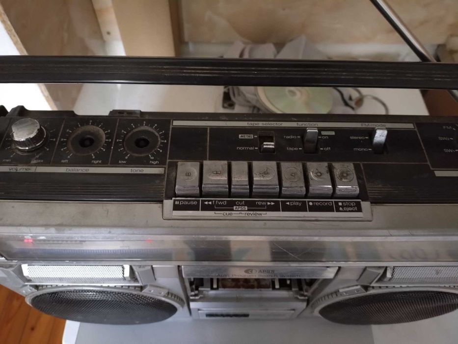 Sharp GF-6363 Радиокасетофон