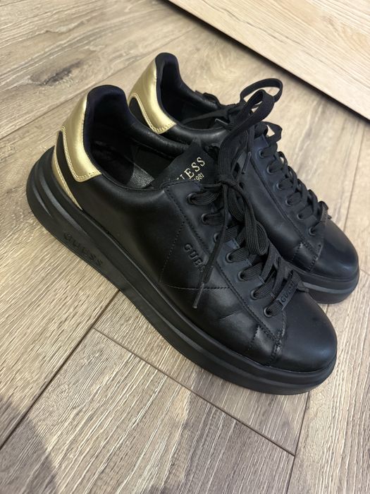 Мъжки кецове Guess