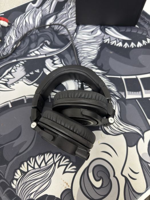 Наушники Audio-Technica ATH-M50X