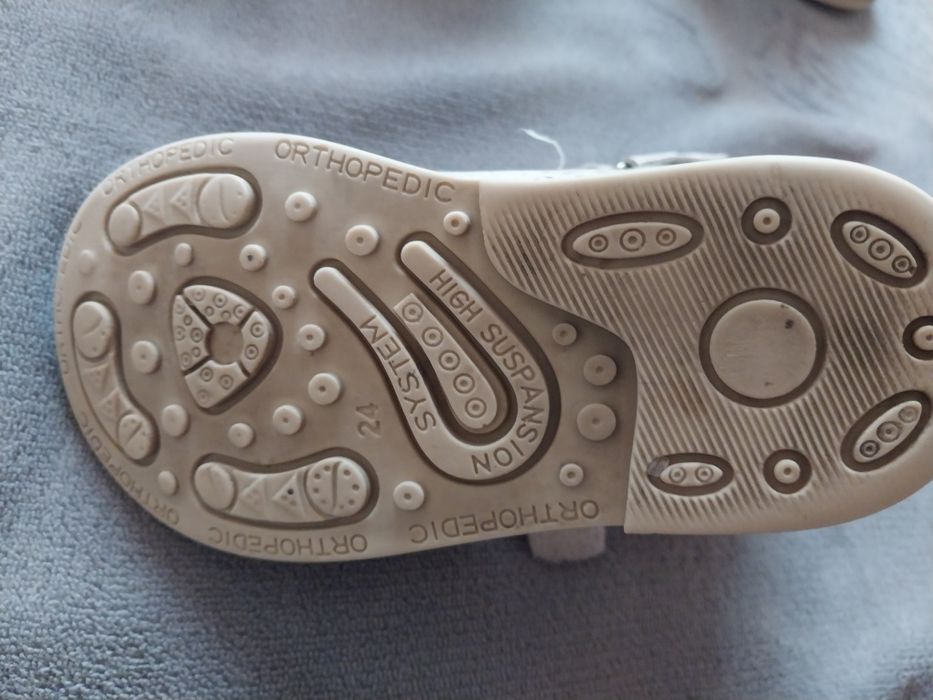 Продам сандали ортопед