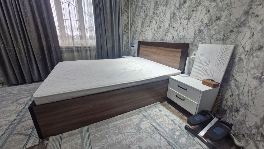 Кровать двухспальная