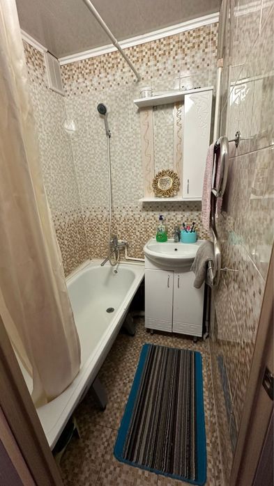 Ищу девушку для подселение