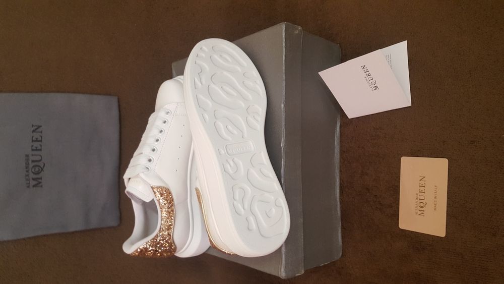 Уникални дамски обувки