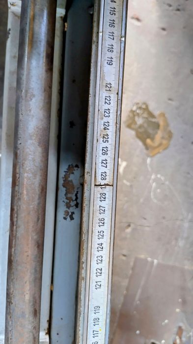 Пневматична преса за зглопка на вра,прозо,шкав,рамки,2560/890,на 2 час