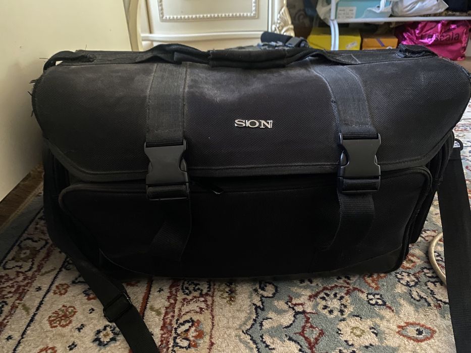 Камера сони 2500 Sony 2500